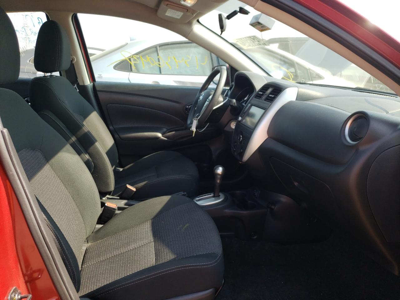 Photo 5 from auction – 2019 NISSAN VERSA S with VIN 3N1CN7AP0KL871296