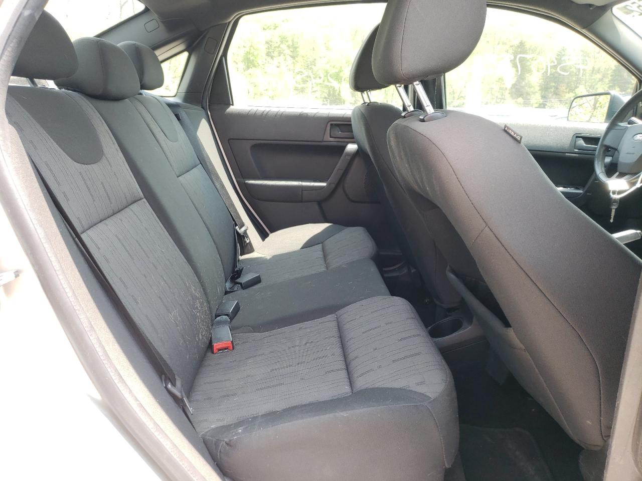 Photo 6 from auction – 2009 FORD FOCUS SE with VIN 1FAHP35N59W215829