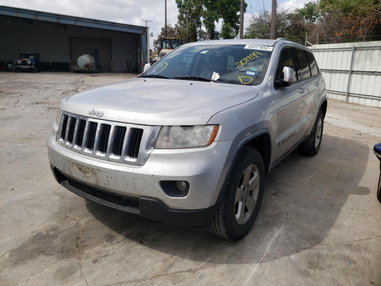 Photo 2 from auction – 2012 JEEP GRAND CHER with VIN 1C4RJEAG6CC201899