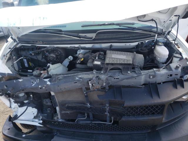 Photo 2 from auction – 2017 CHEVROLET EXPRESS G2 with VIN 1GCWGAFF8H1299928