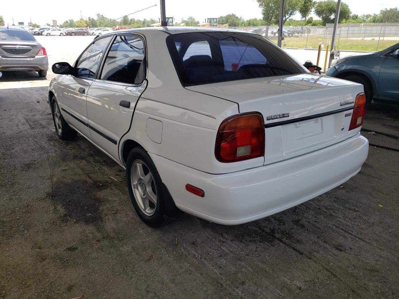 Photo 3 from auction – 2001 SUZUKI ESTEEM GL with VIN JS2GB41S715209150