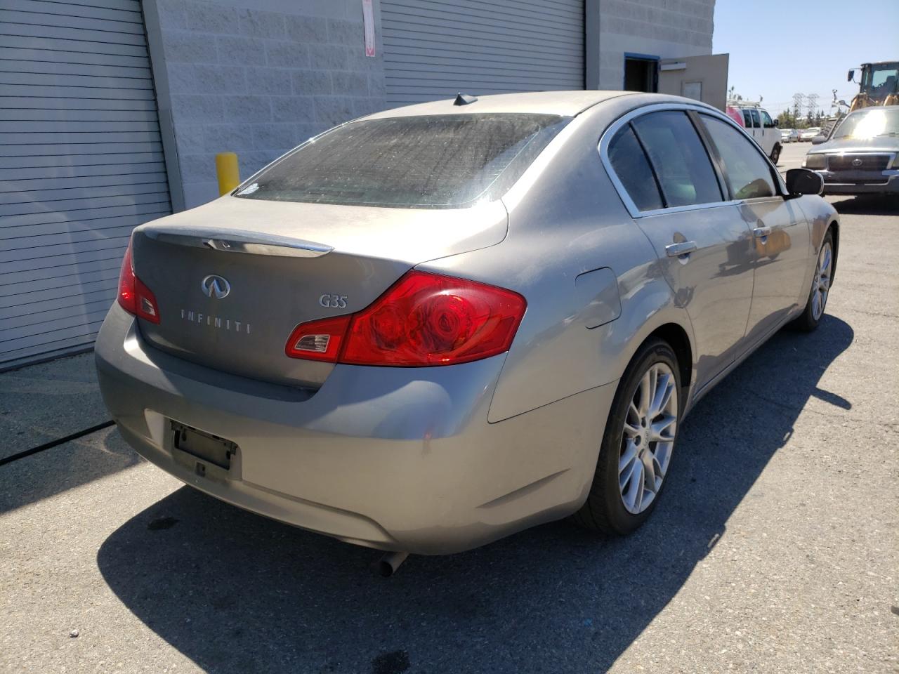 Photo 4 from auction – 2007 INFINITI G35 with VIN JNKBV61E07M715109