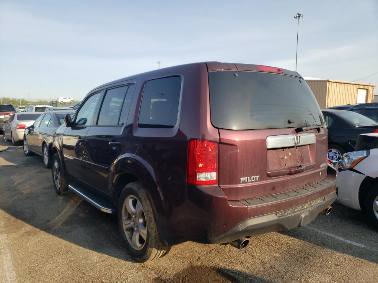 Photo 3 from auction – 2013 HONDA PILOT EXL with VIN 5FNYF4H55DB033642