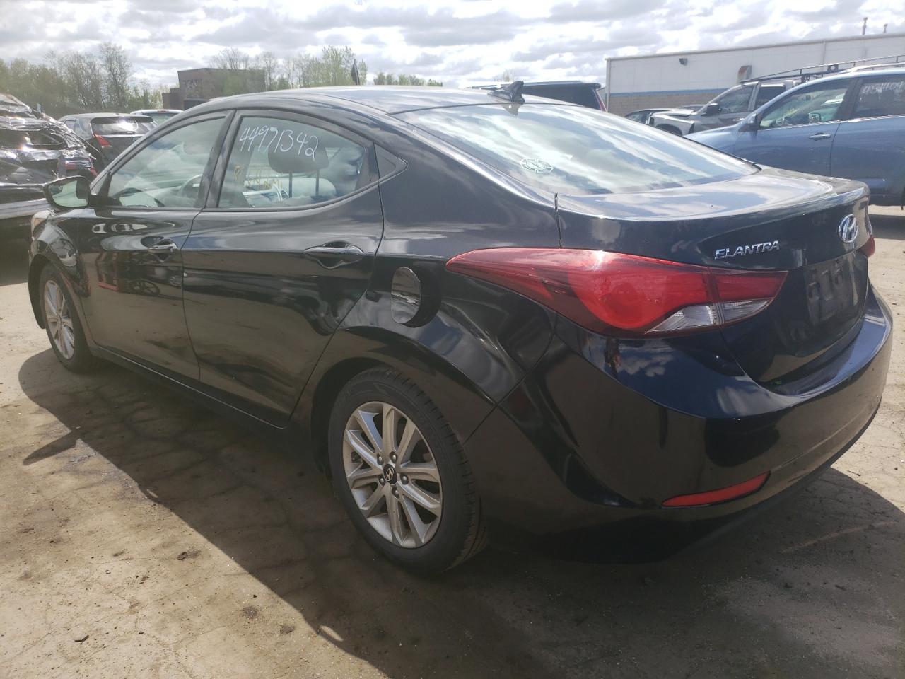 Photo 3 from auction – 2014 HYUNDAI ELANTRA SE with VIN KMHDH4AE7EU070599