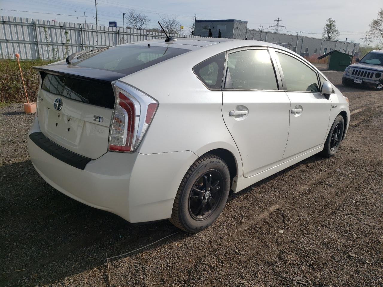 Photo 4 from auction – 2012 TOYOTA PRIUS with VIN JTDKN3DU5C5398662