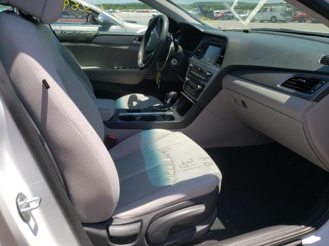Photo 5 from auction – 2017 HYUNDAI SONATA SE with VIN 5NPE24AF3HH556098