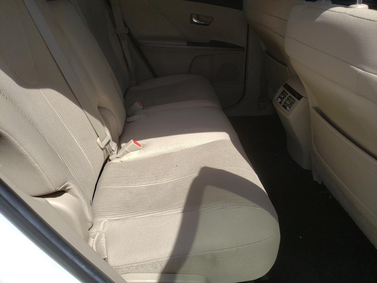 Photo 6 from auction – 2010 TOYOTA VENZA with VIN 4T3ZA3BB1AU036815