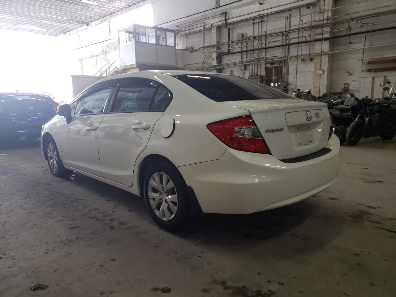 Photo 3 from auction – 2012 HONDA CIVIC LX with VIN 2HGFB2F54CH330373