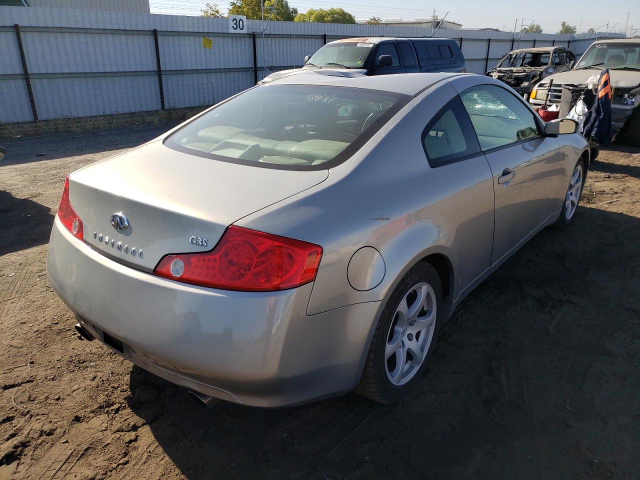 Photo 4 from auction – 2004 INFINITI G35 with VIN JNKCV54E54M801862