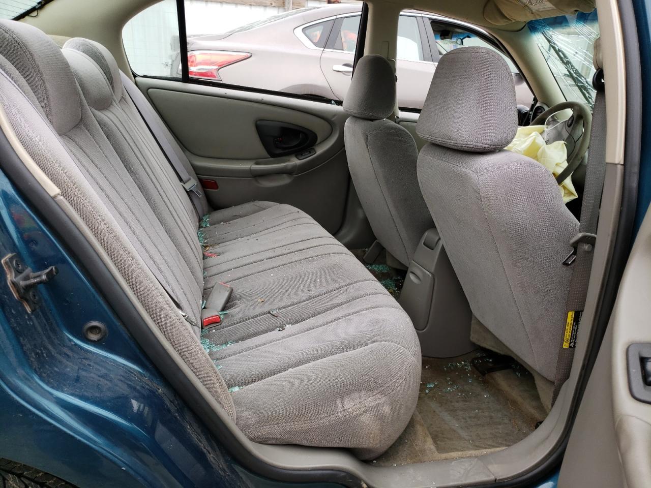 Photo 6 from auction – 2003 CHEVROLET MALIBU with VIN 1G1ND52J03M673941