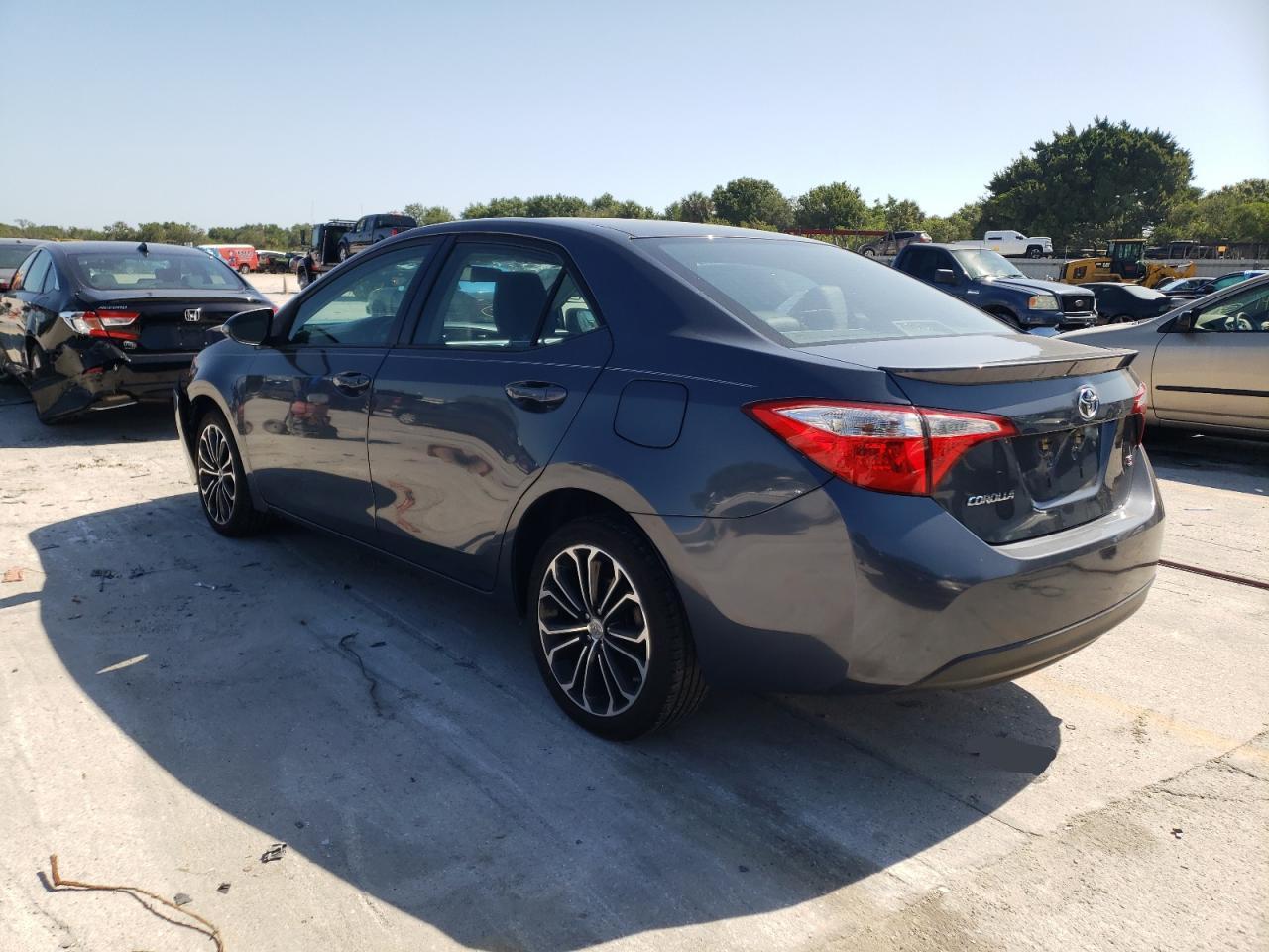 Photo 3 from auction – 2014 TOYOTA COROLLA L with VIN 2T1BURHE3EC124715