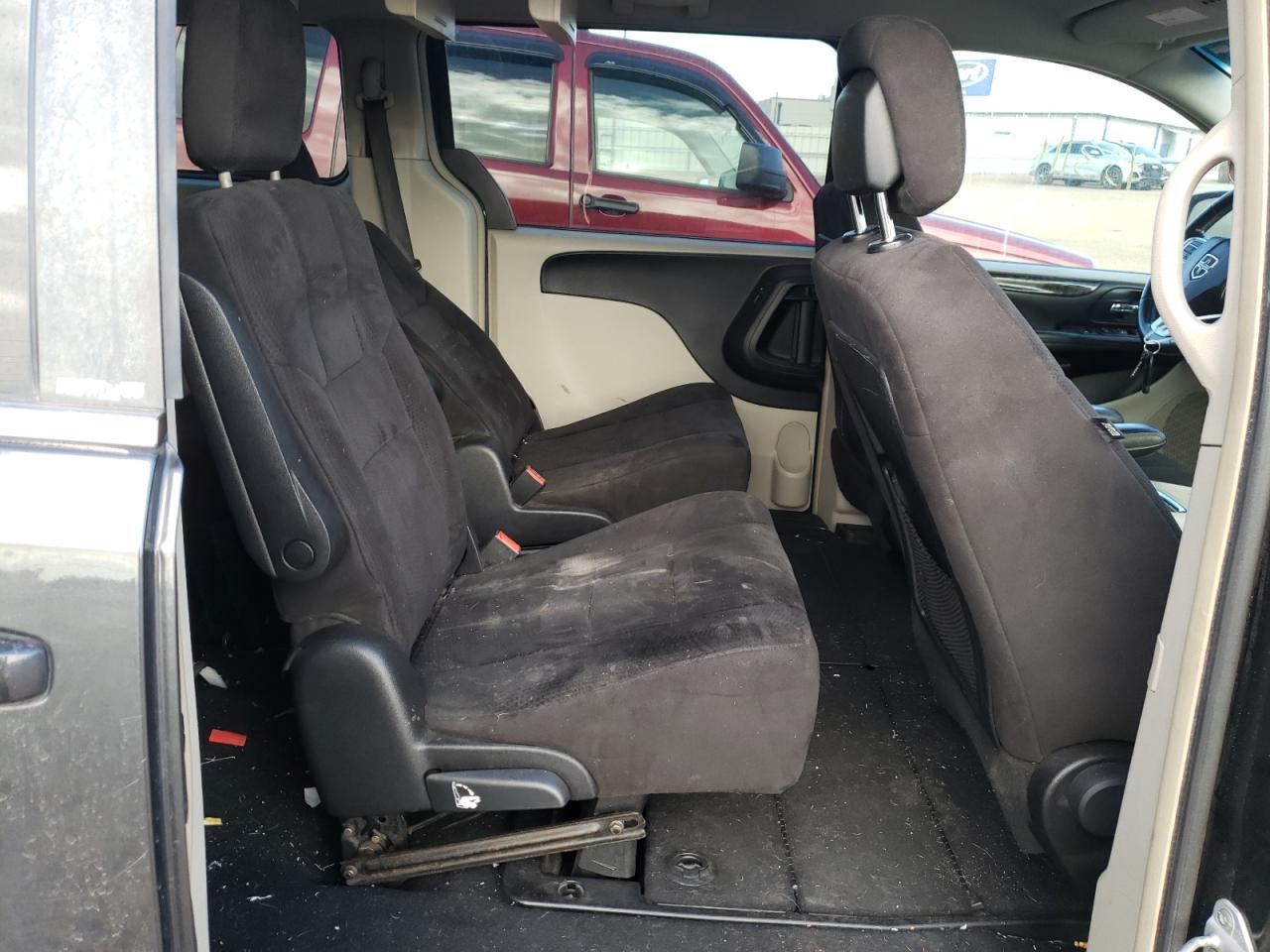 Photo 6 from auction – 2011 DODGE GRAND CARA with VIN 2D4RN5DG7BR678639