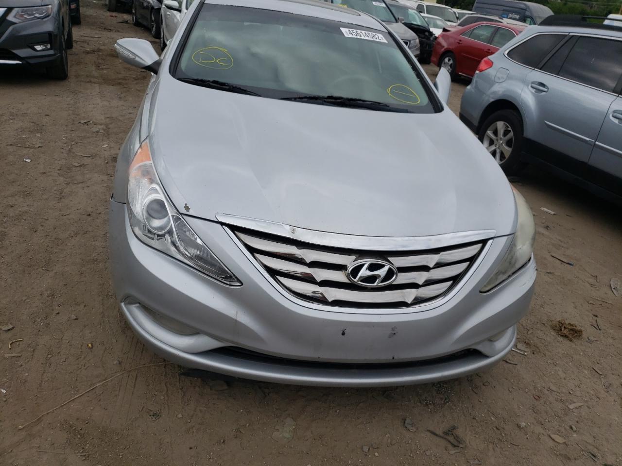 Photo 9 from auction – 2011 HYUNDAI SONATA SE with VIN 5NPEC4AC6BH104253