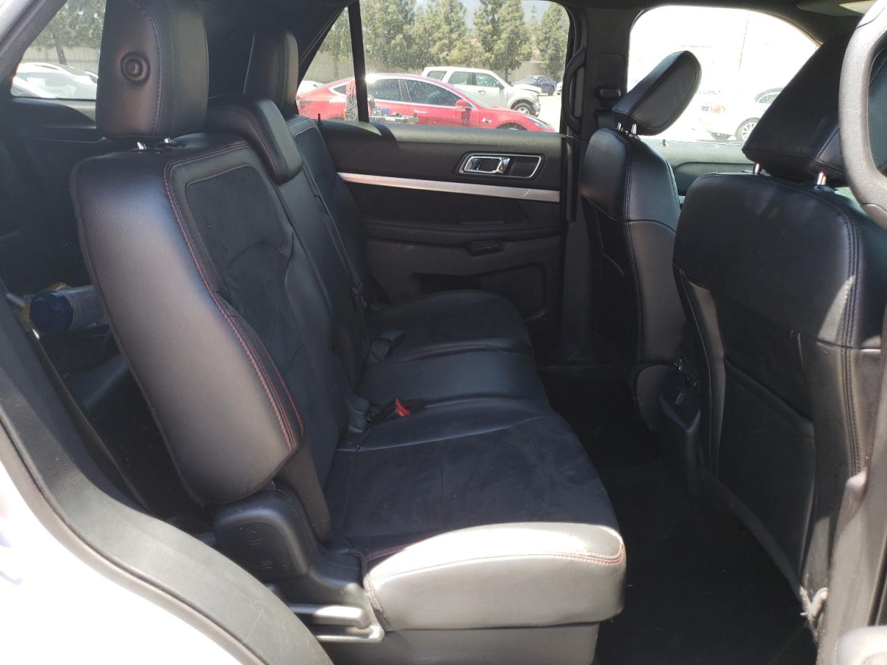 Photo 6 from auction – 2019 FORD EXPLORER X with VIN 1FM5K7D83KGB08918