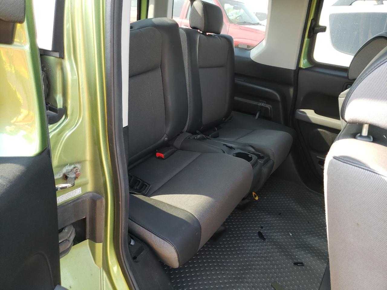 Photo 6 from auction – 2006 HONDA ELEMENT EX with VIN 5J6YH28716L013057