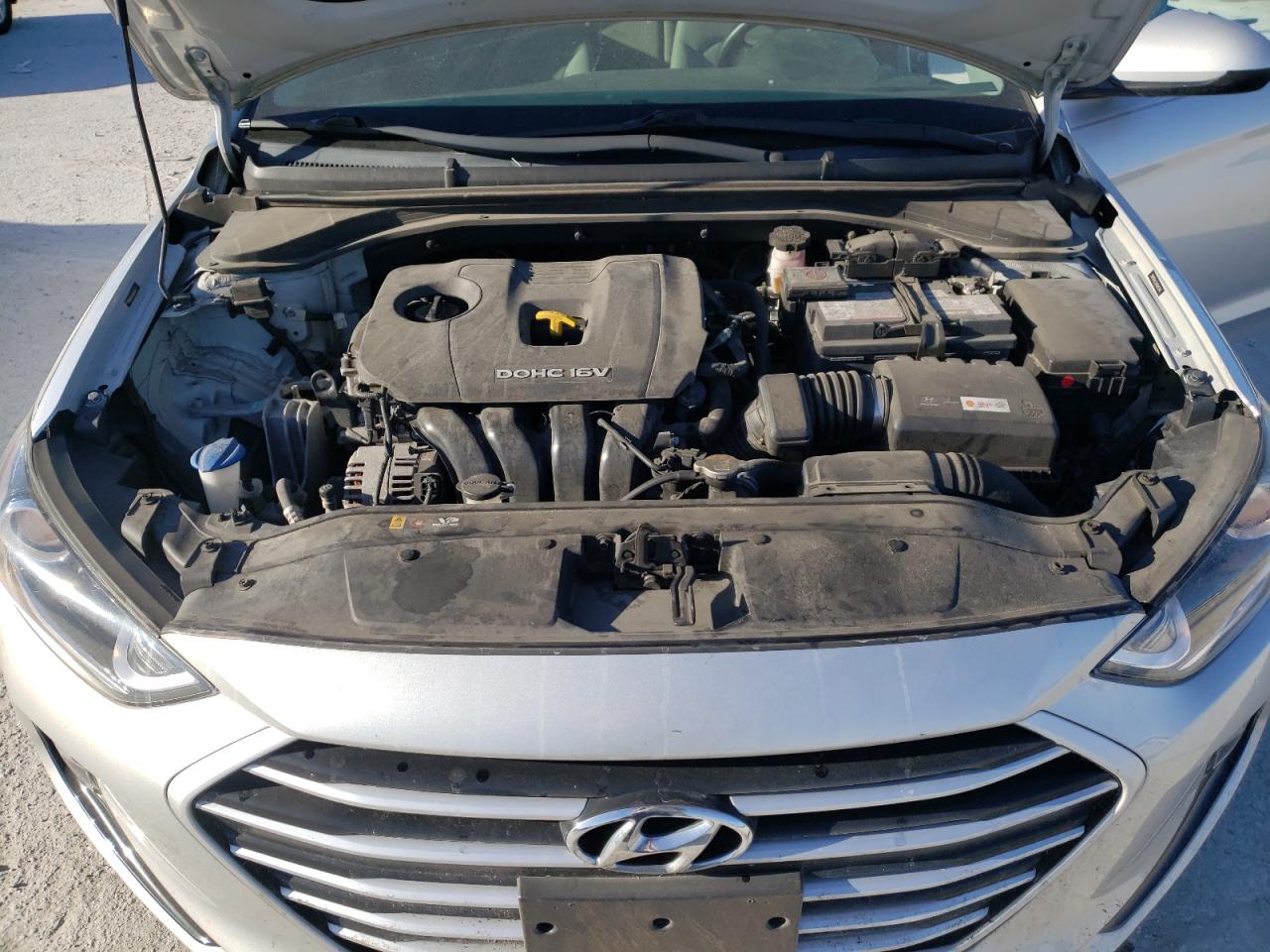 Photo 7 from auction – 2017 HYUNDAI ELANTRA SE with VIN 5NPD84LF2HH045294