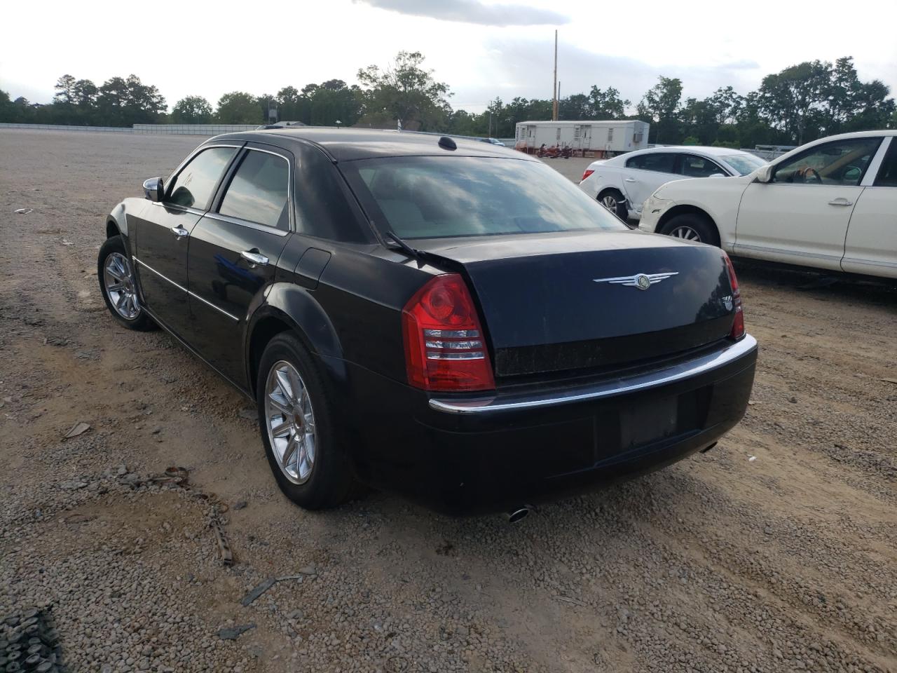 Photo 3 from auction – 2006 CHRYSLER 300C with VIN 2C3KA63H26H170847