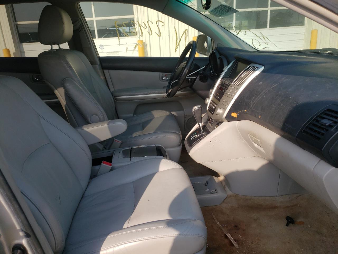 Photo 5 from auction – 2006 LEXUS RX 400 with VIN JTJHW31U860030731
