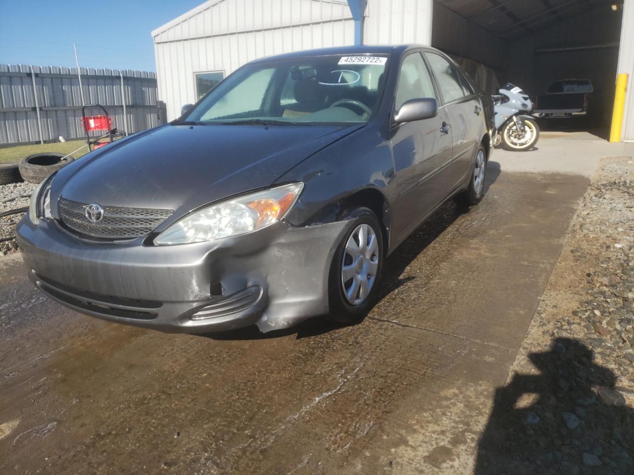 Photo 2 from auction – 2002 TOYOTA CAMRY LE with VIN 4T1BE32K52U532393