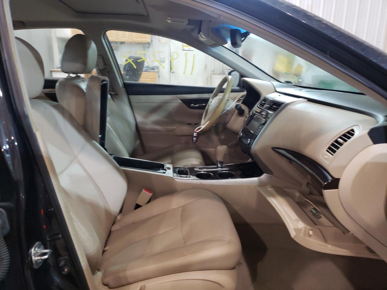 Photo 5 from auction – 2013 NISSAN ALTIMA 2.5 with VIN 1N4AL3AP1DN572136