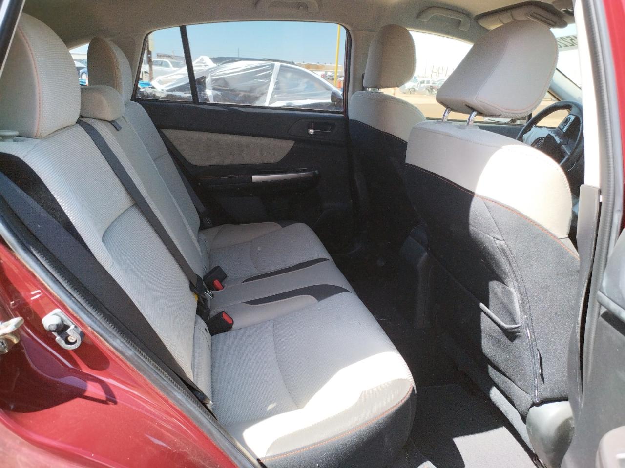 Photo 6 from auction – 2016 SUBARU CROSSTREK with VIN JF2GPADC1GH327671