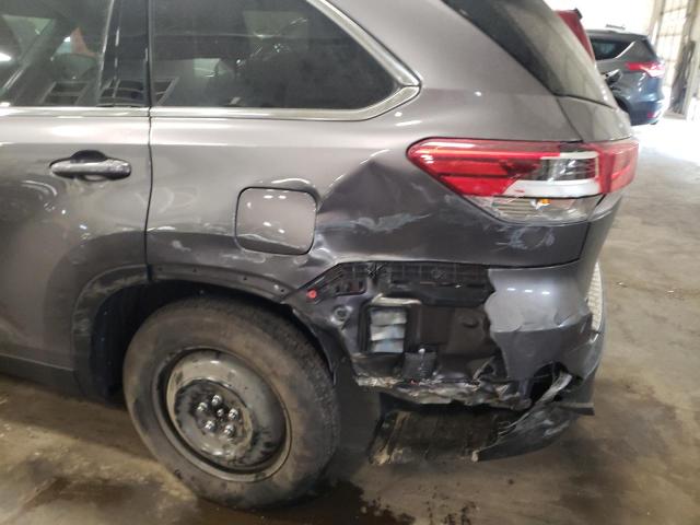 Photo 9 from auction – 2019 TOYOTA HIGHLANDER with VIN 5TDBZRFH4KS743972