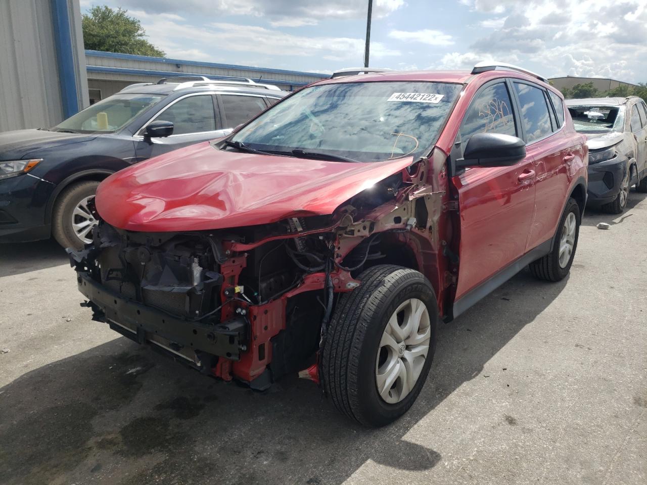 Photo 2 from auction – 2015 TOYOTA RAV4 LE with VIN 2T3ZFREV4FW132763
