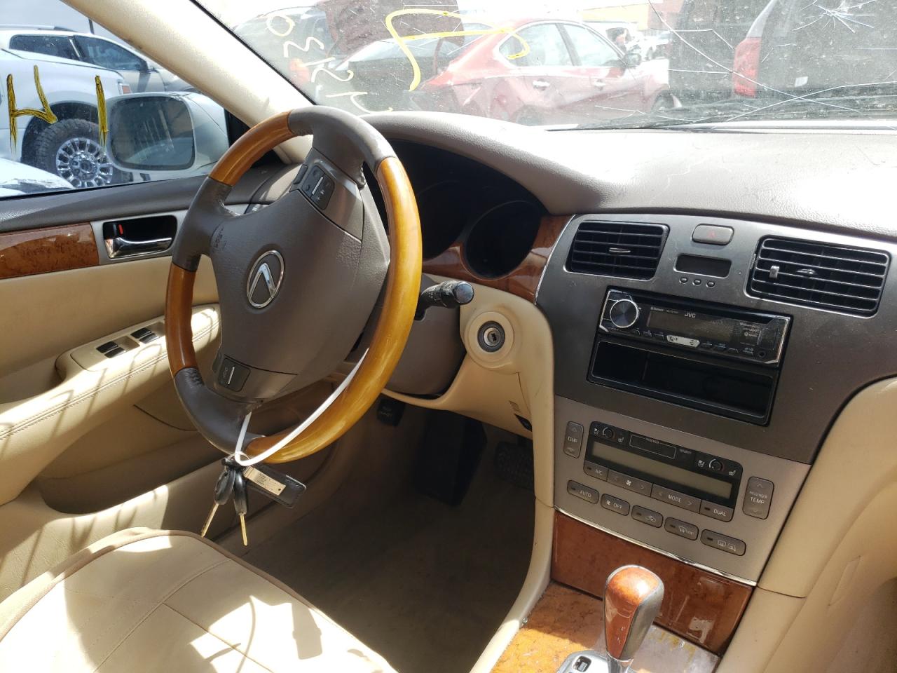 Photo 9 from auction – 2005 LEXUS ES 330 with VIN JTHBA30GX55073986