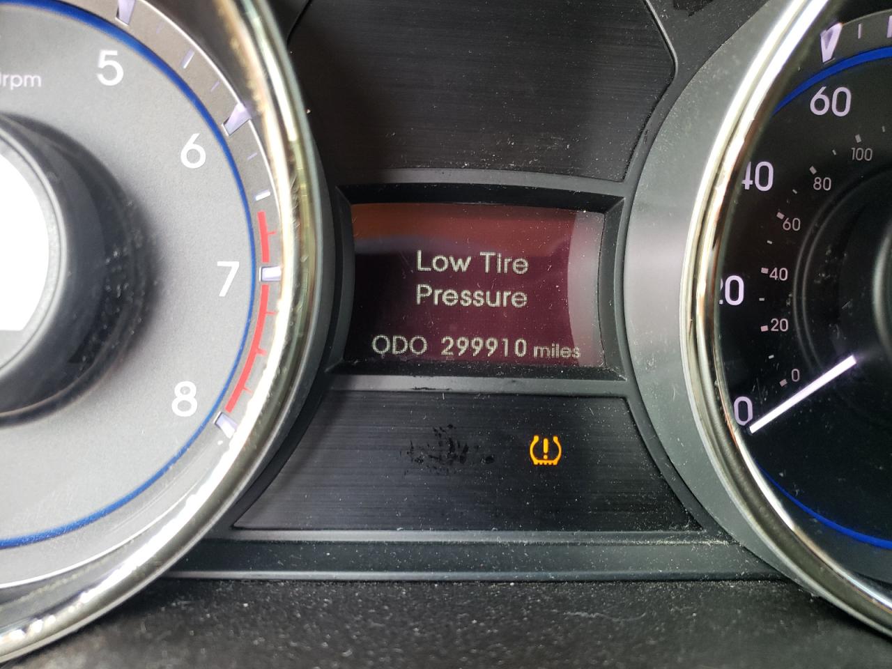 Photo 8 from auction – 2013 HYUNDAI SONATA SE with VIN 5NPEC4AC3DH589454