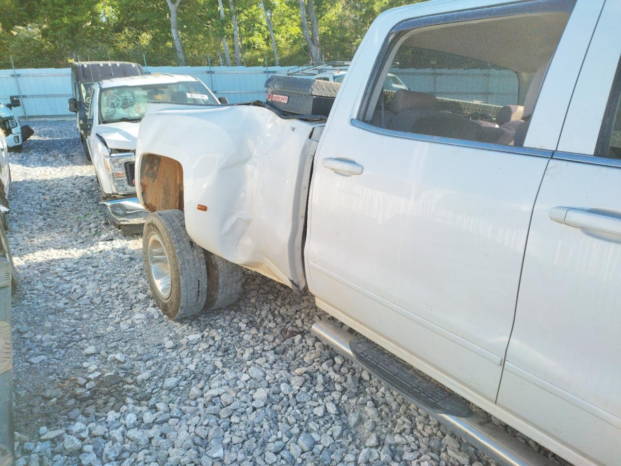 Photo 9 from auction – 2015 GMC SIERRA C35 with VIN 1GT412E87FF524924