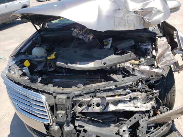 Photo 7 from auction – 2018 LINCOLN MKC RESERV with VIN 5LMCJ3C95JUL03879