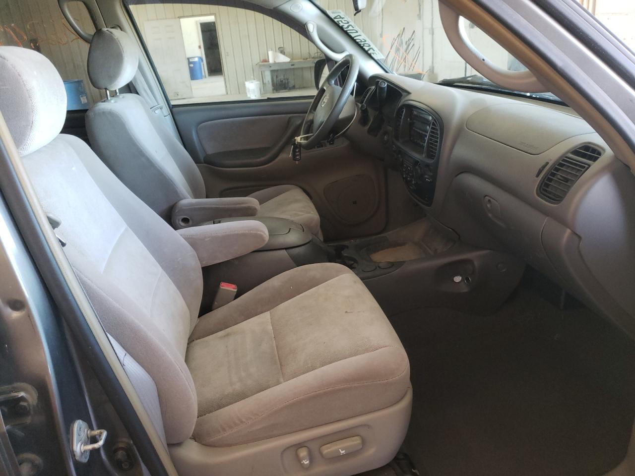 Photo 5 from auction – 2007 TOYOTA SEQUOIA SR with VIN 5TDZT34A87S290384