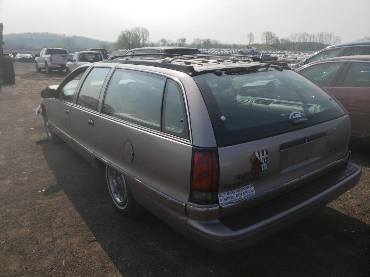 Photo 3 from auction – 1995 CHEVROLET CAPRICE CL with VIN 1G1BL82P0SR157866