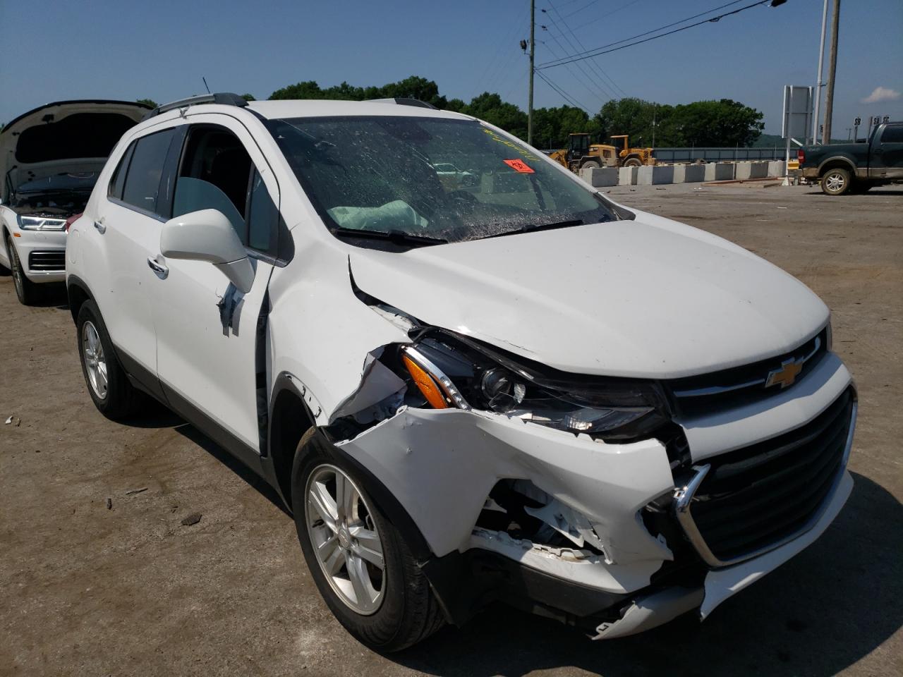 Photo 20 from auction – 2019 CHEVROLET TRAX 1LT with VIN 3GNCJLSB0KL363549