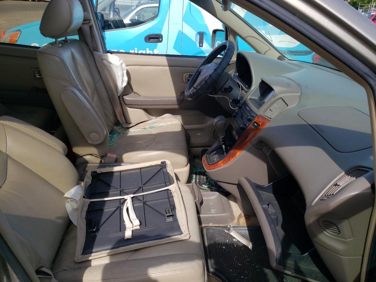 Photo 5 from auction – 2001 LEXUS RX 300 with VIN JTJHF10U710202777