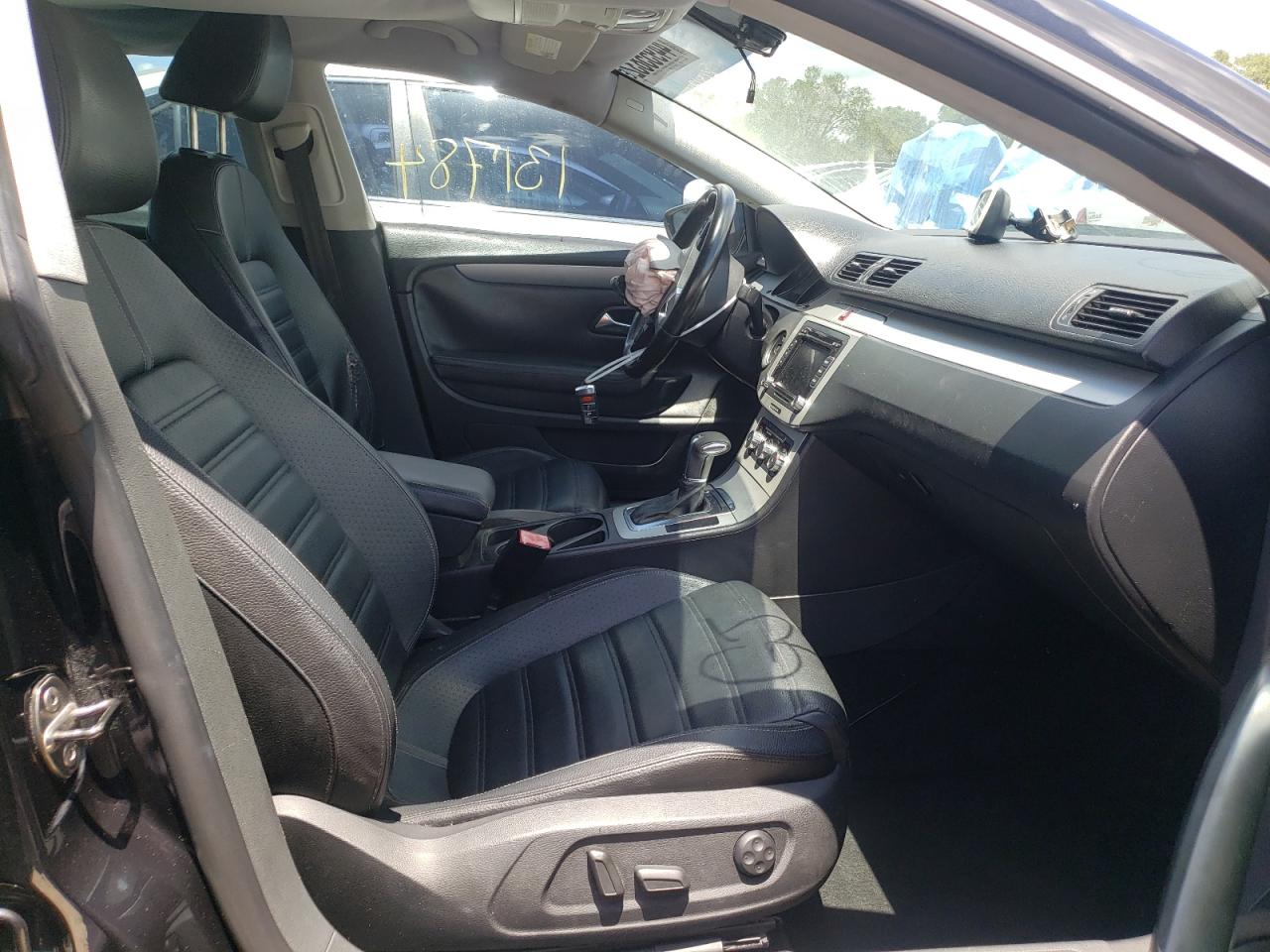 Photo 5 from auction – 2014 VOLKSWAGEN PASSAT S with VIN 1VWAS7A36EC047312