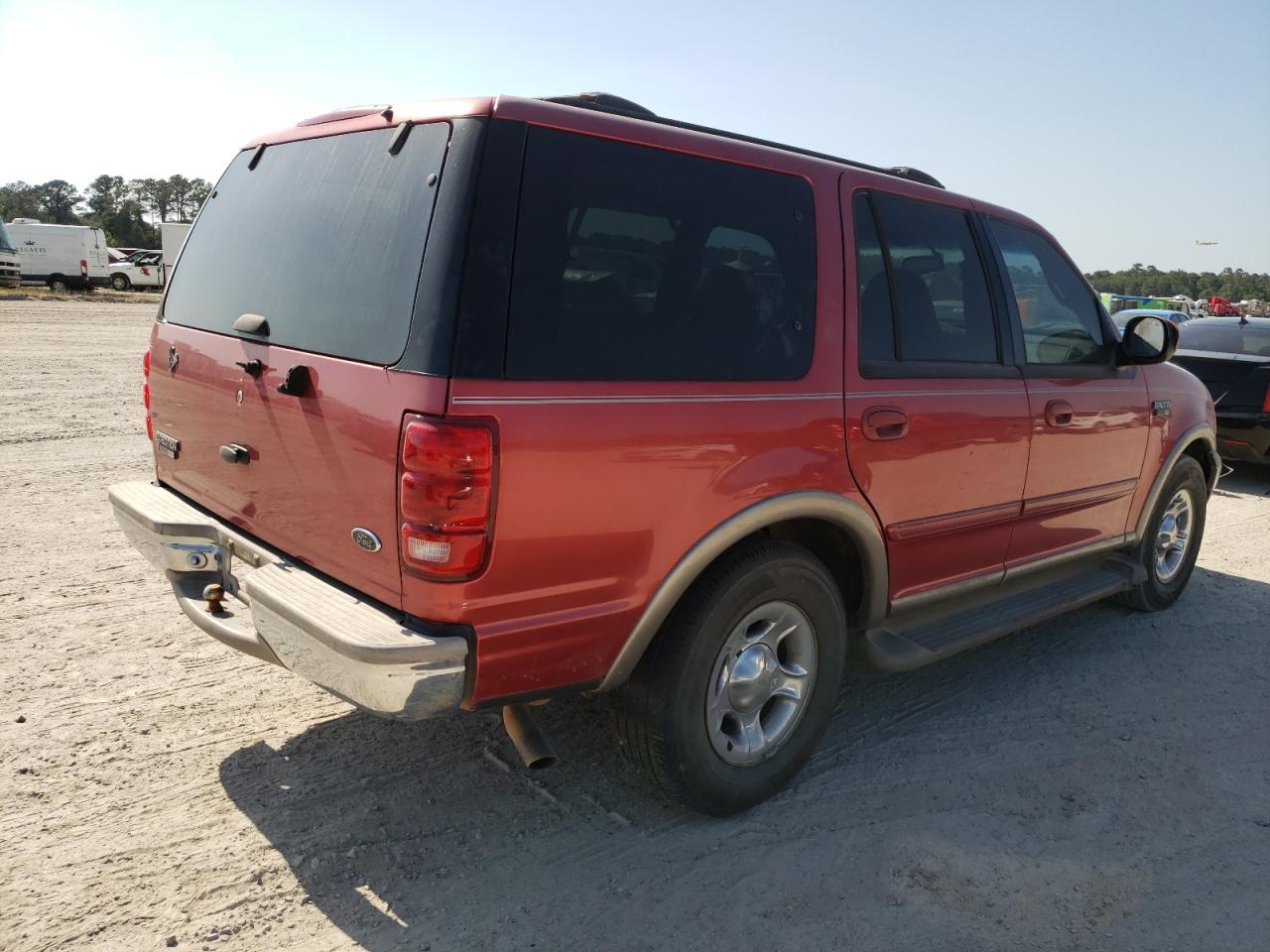 Photo 4 from auction – 2002 FORD EXPEDITION with VIN 1FMRU17WX2LA69738