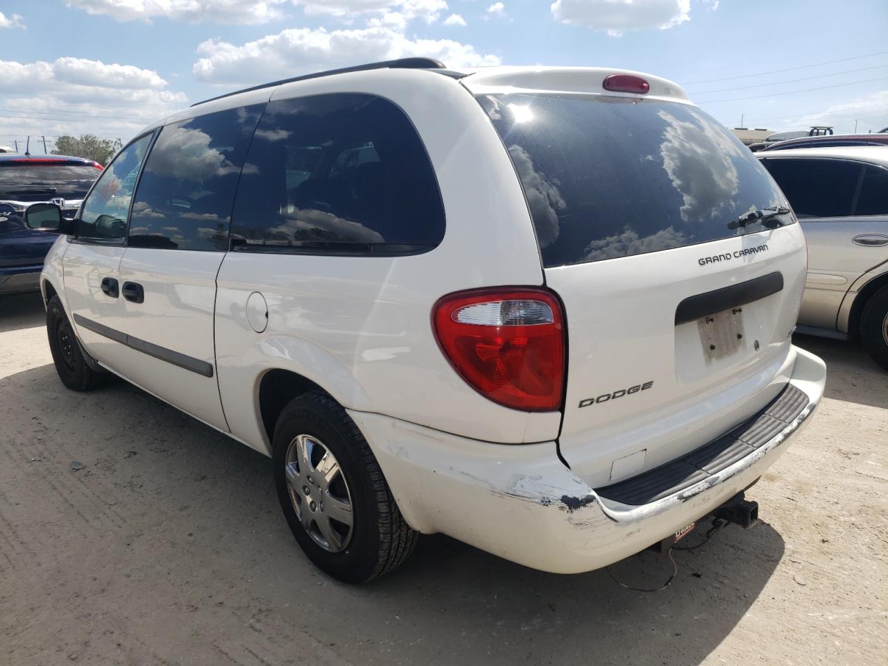 Photo 3 from auction – 2007 DODGE GRAND CARA with VIN 1D4GP24R47B260644