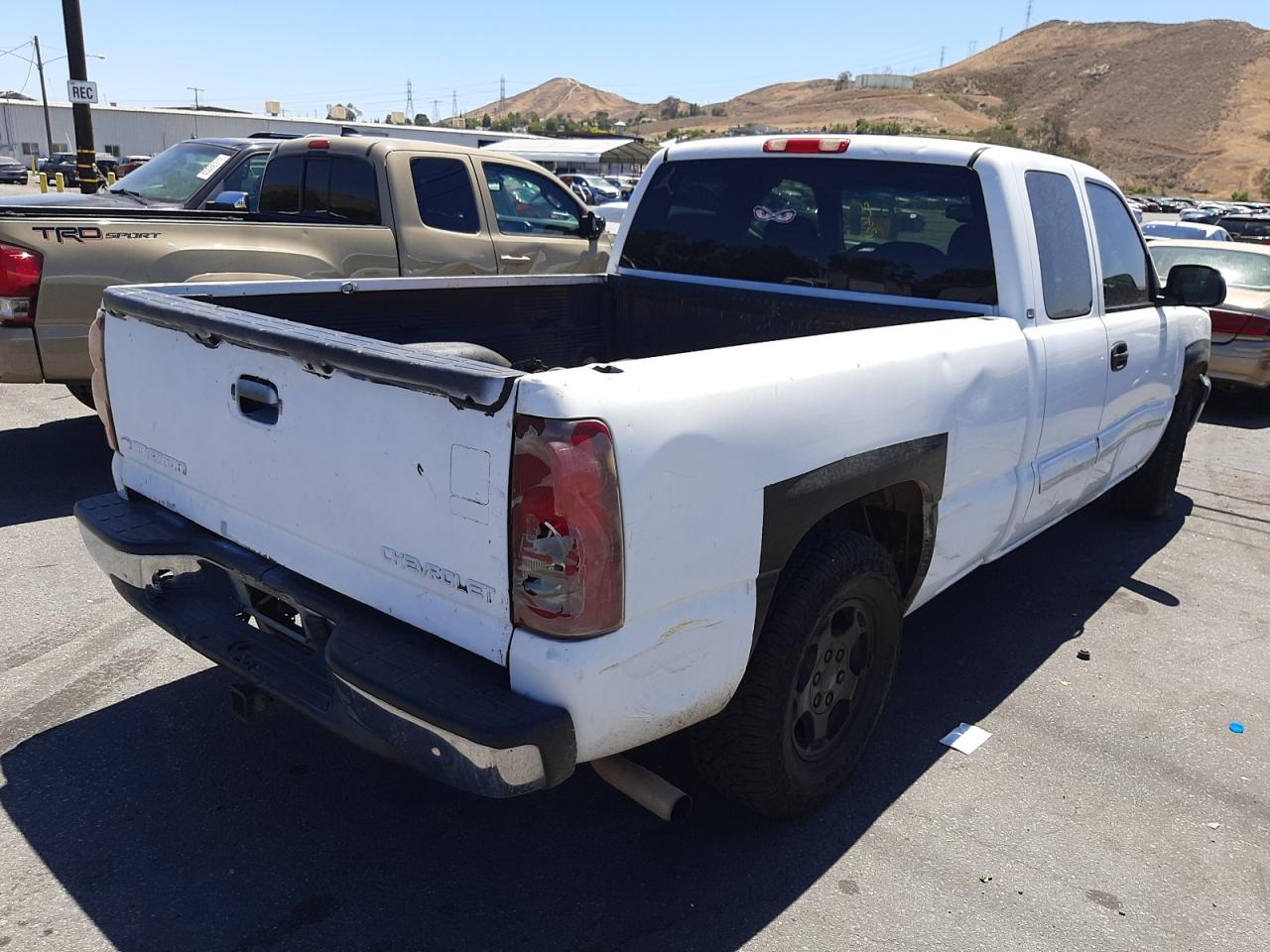 Photo 4 from auction – 2003 CHEVROLET SILVERADO with VIN 2GCEC19V631317520