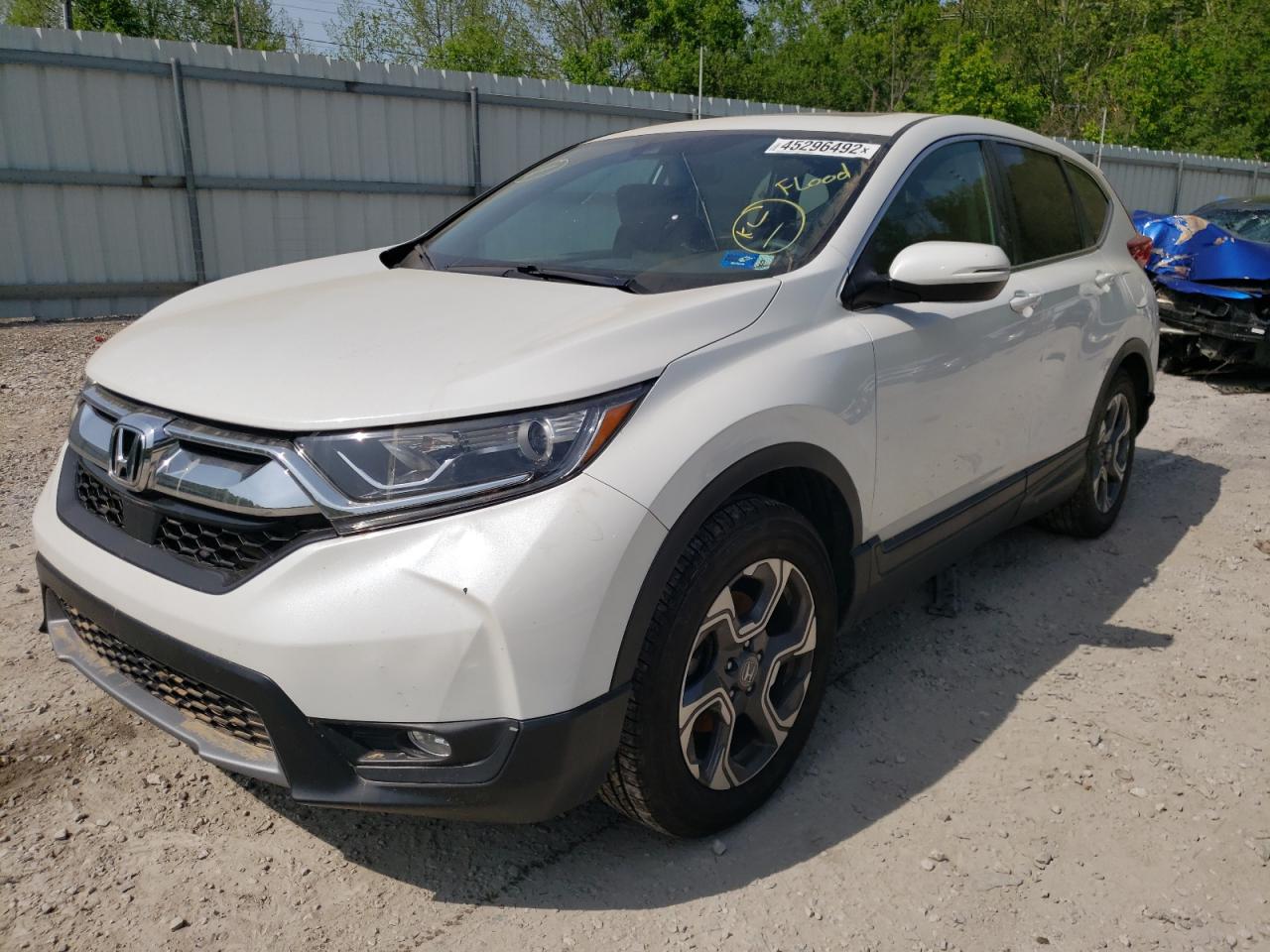 Photo 2 from auction – 2019 HONDA CR-V EX with VIN 7FARW2H51KE021157