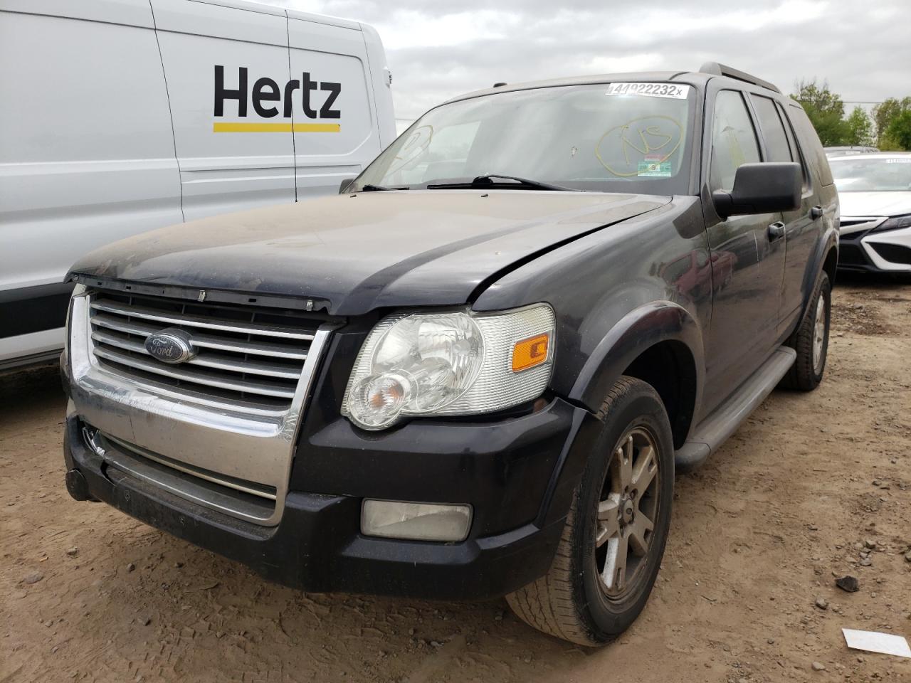 Photo 2 from auction – 2010 FORD EXPLORER X with VIN 1FMEU7DE6AUA79169