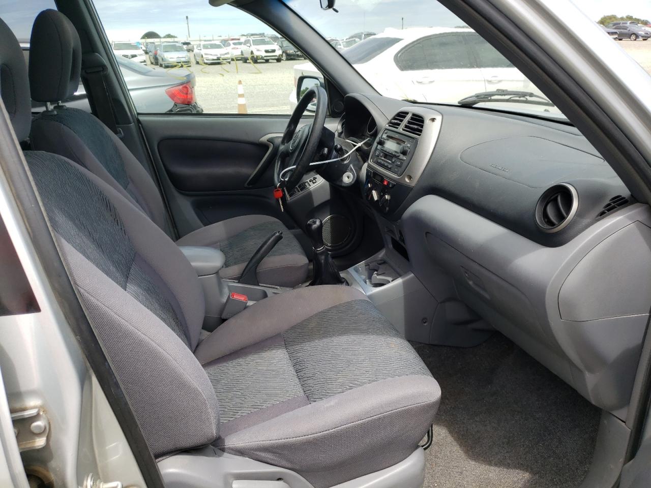 Photo 5 from auction – 2003 TOYOTA RAV4 with VIN JTEGH20V830116044