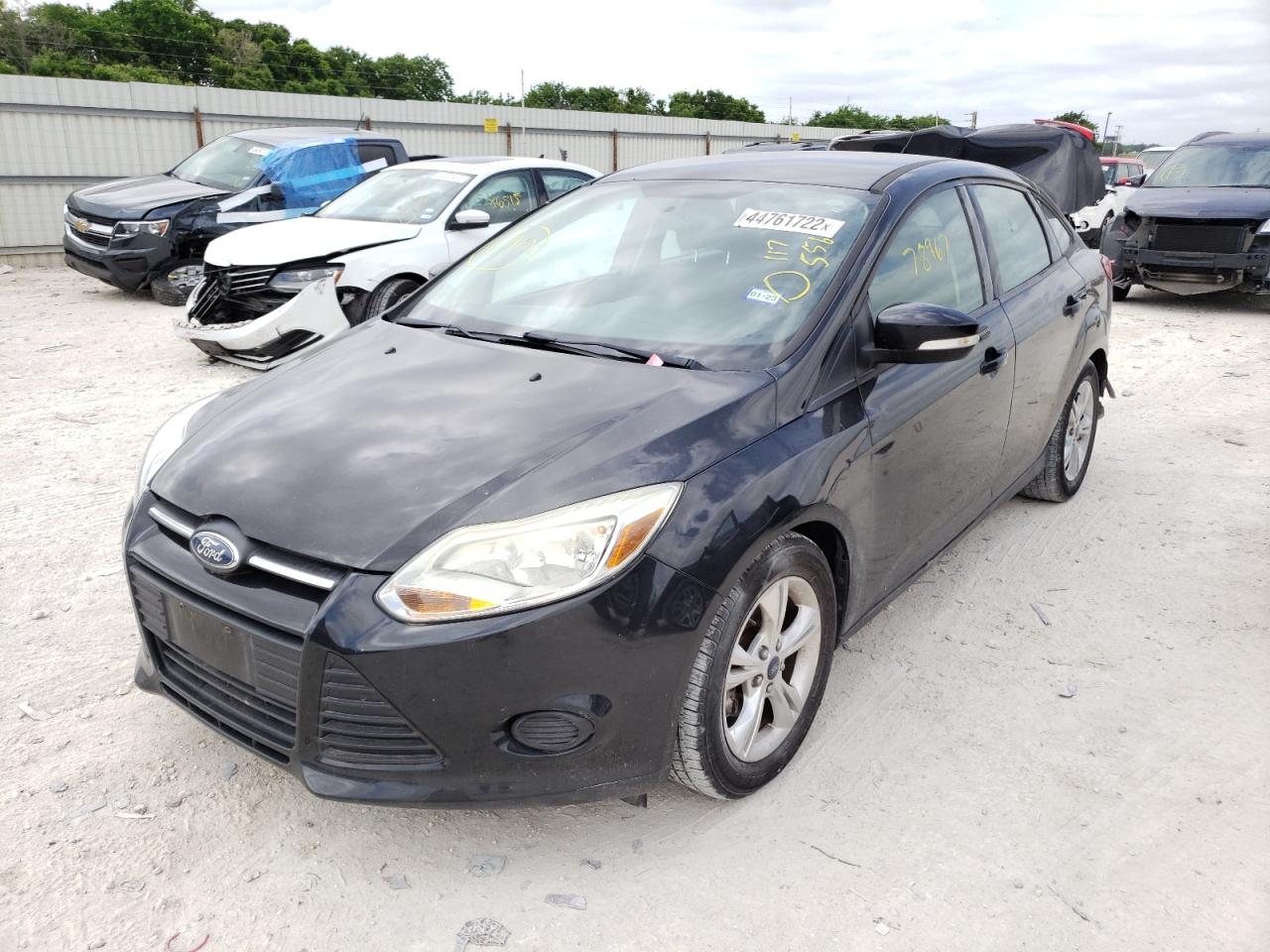 Zdjęcie 2 z aukcji – 2014 FORD FOCUS SE z VIN 1FADP3F21EL117556