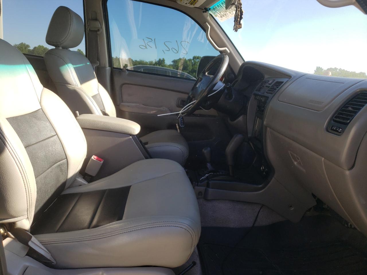 Photo 5 from auction – 2001 TOYOTA 4RUNNER SR with VIN JT3HN86RX10333451