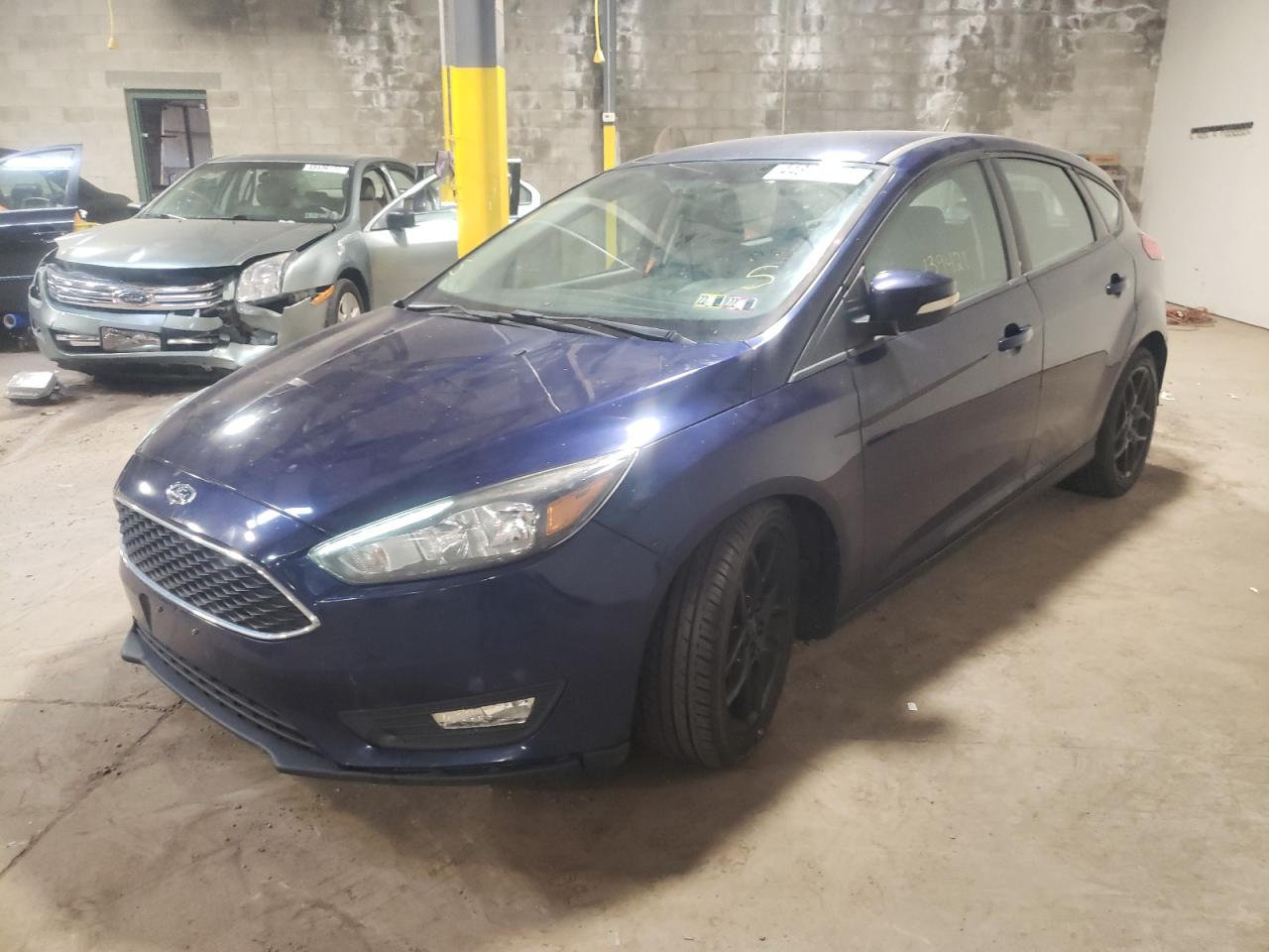 Photo 2 from auction – 2016 FORD FOCUS SE with VIN 1FADP3K22GL312042