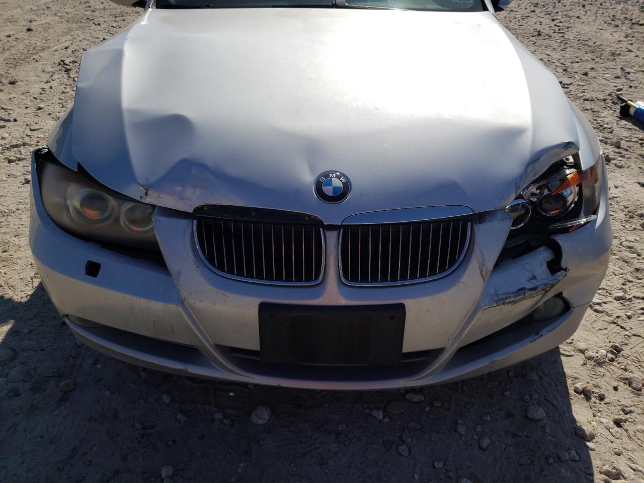 Photo 9 from auction – 2006 BMW 330 XI with VIN WBAVD33566KV61106