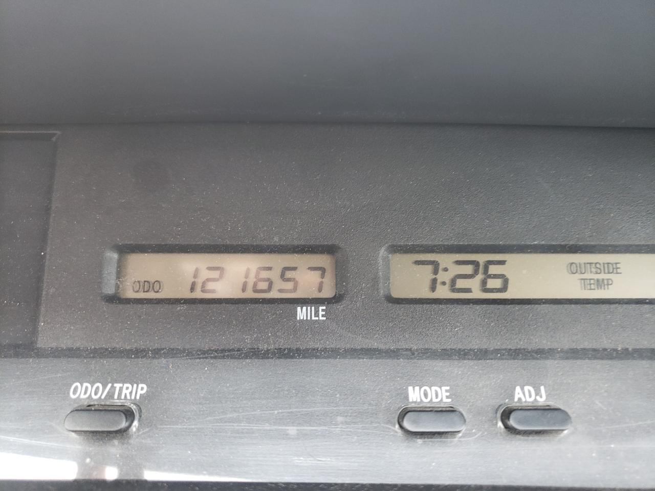 Photo 8 from auction – 2002 TOYOTA AVALON XL with VIN 4T1BF28B72U260489
