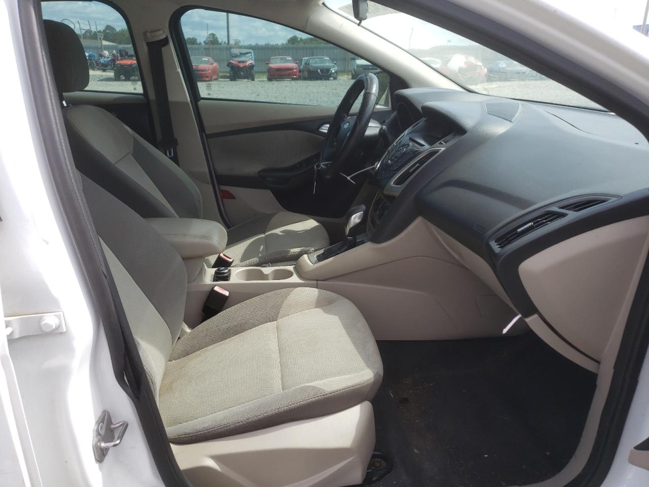 Photo 5 from auction – 2012 FORD FOCUS SE with VIN 1FAHP3K21CL156863