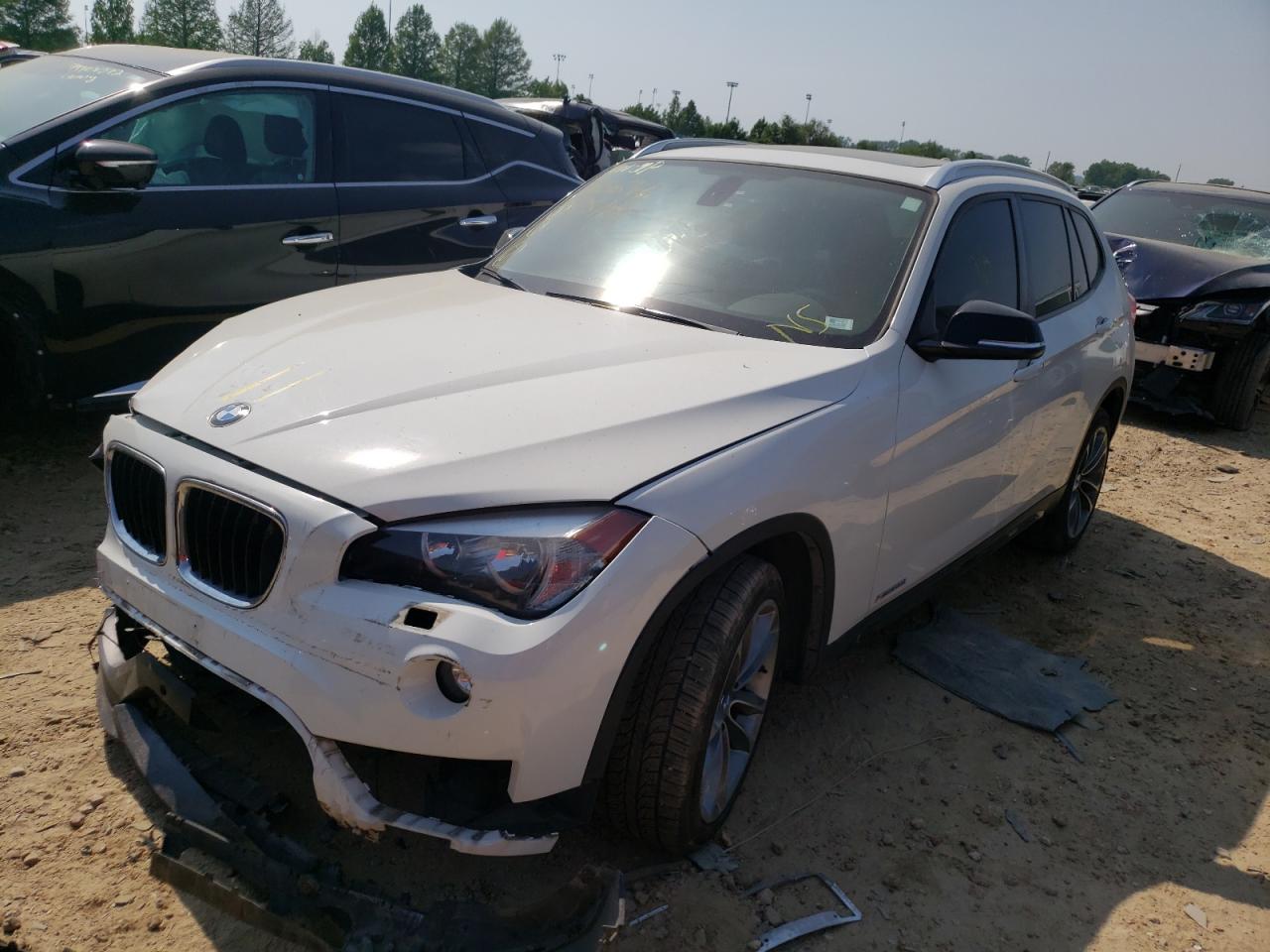 Photo 2 from auction – 2015 BMW X1 XDRIVE2 with VIN WBAVL1C59FVY25053