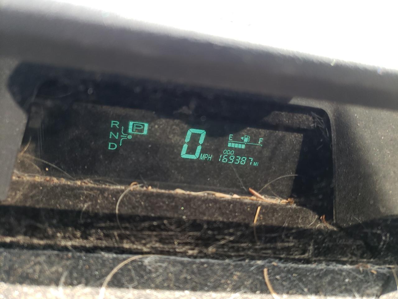 Photo 8 from auction – 2007 TOYOTA PRIUS with VIN JTDKB20U677574024
